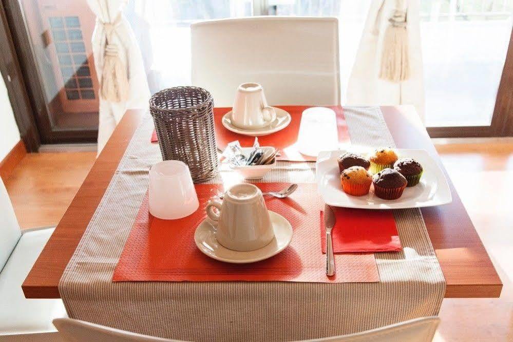 I Salici Acomodação com café da manhã Basiglio Exterior foto